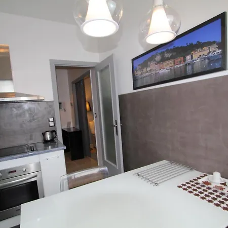 Apartment Promenade Des Anglais Beach